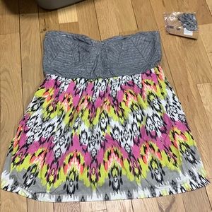 Strapless Billabong top